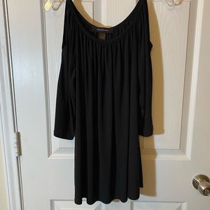 ASHLEY STEWART Black Cold Shoulder Top